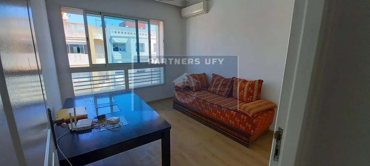 VENTE D'UN BEAU APPARTEMENT DE 4 PIÈCES EN PLEIN MAARIF - الدار البيضاء (3)