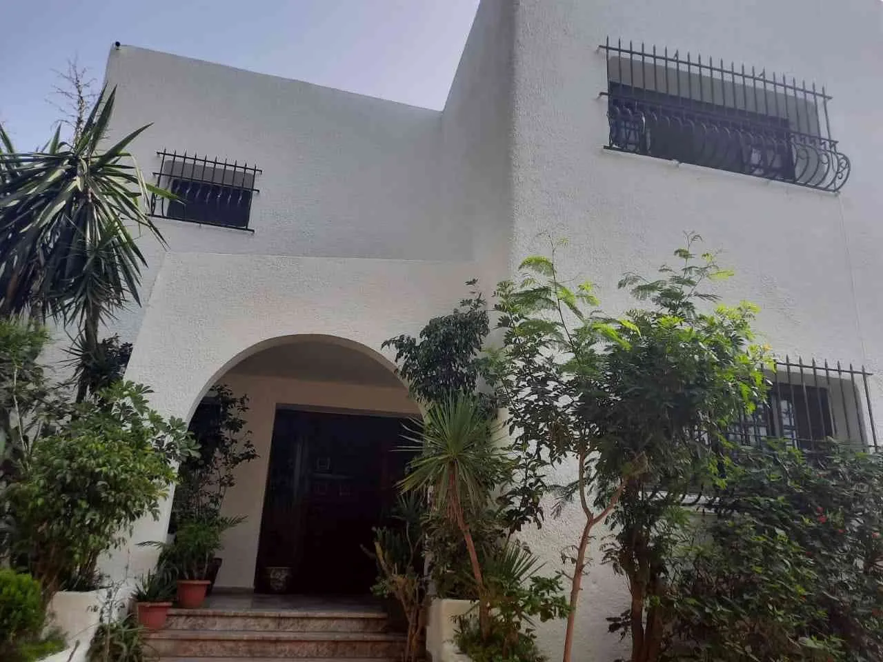 Belle villa plein sud ensoleillée a Ain diab - الدار البيضاء (2)