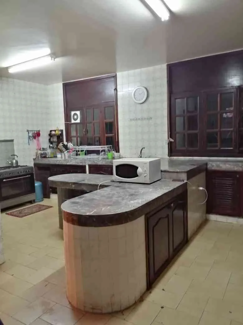 Belle villa plein sud ensoleillée a Ain diab - الدار البيضاء (4)