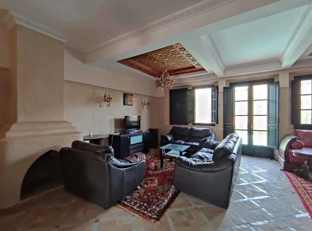 VILLA SUR LA PALMERAIE MEUBLEE - مراكش (2)
