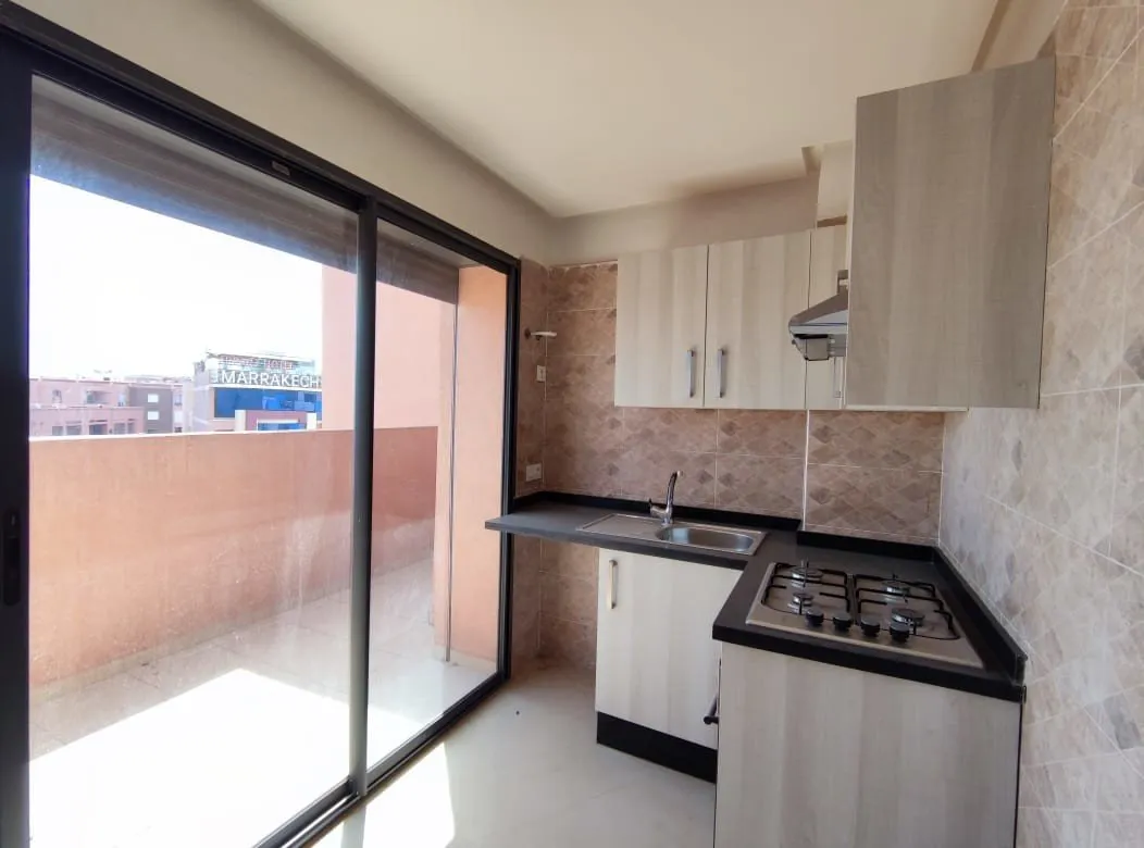 AU COEUR DE GUELIZ BEL APPARTEMENT EN VENTE - مراكش (3)