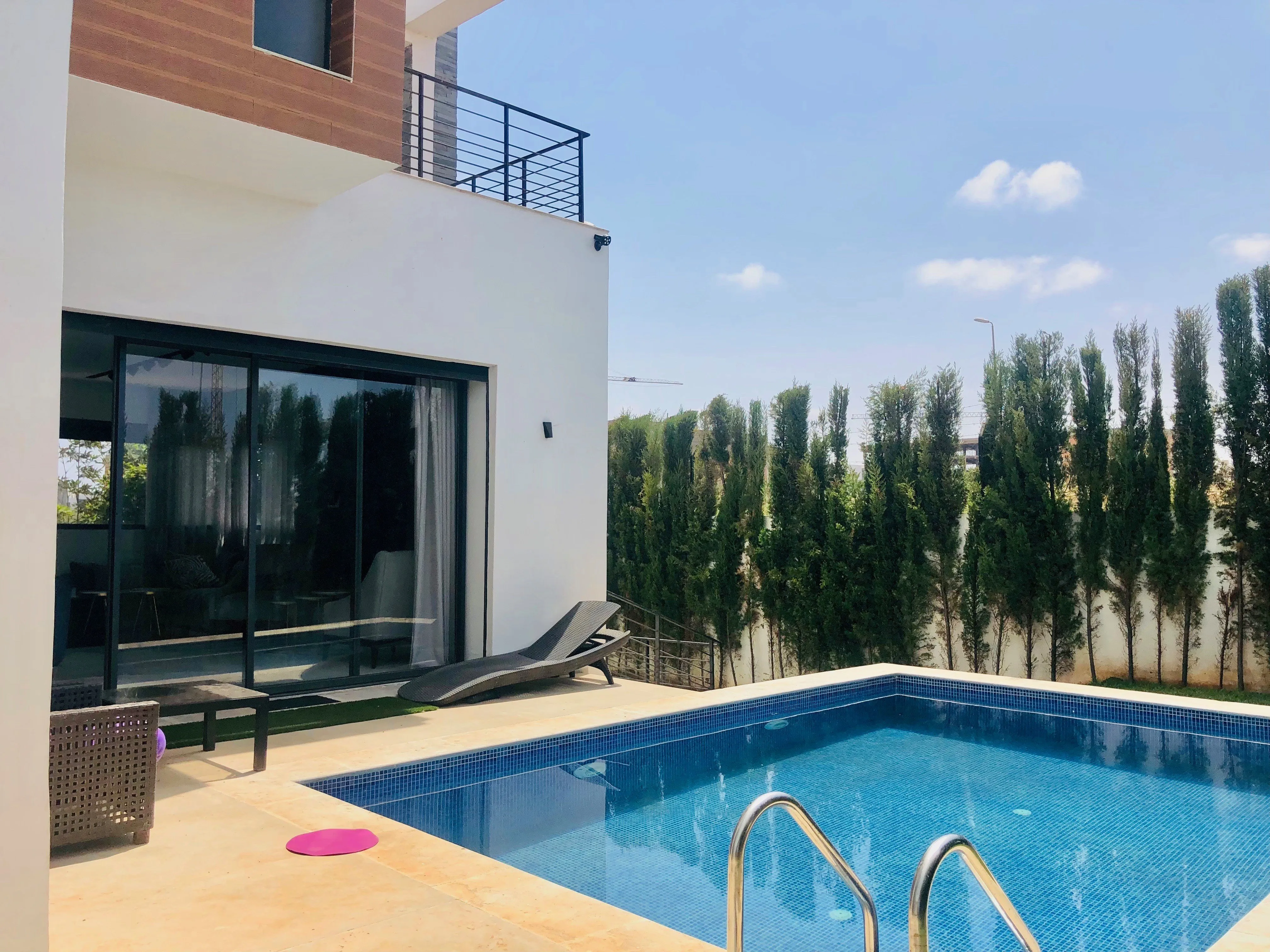Villa Individuelle, Moderne avec Piscine - الدار البيضاء
