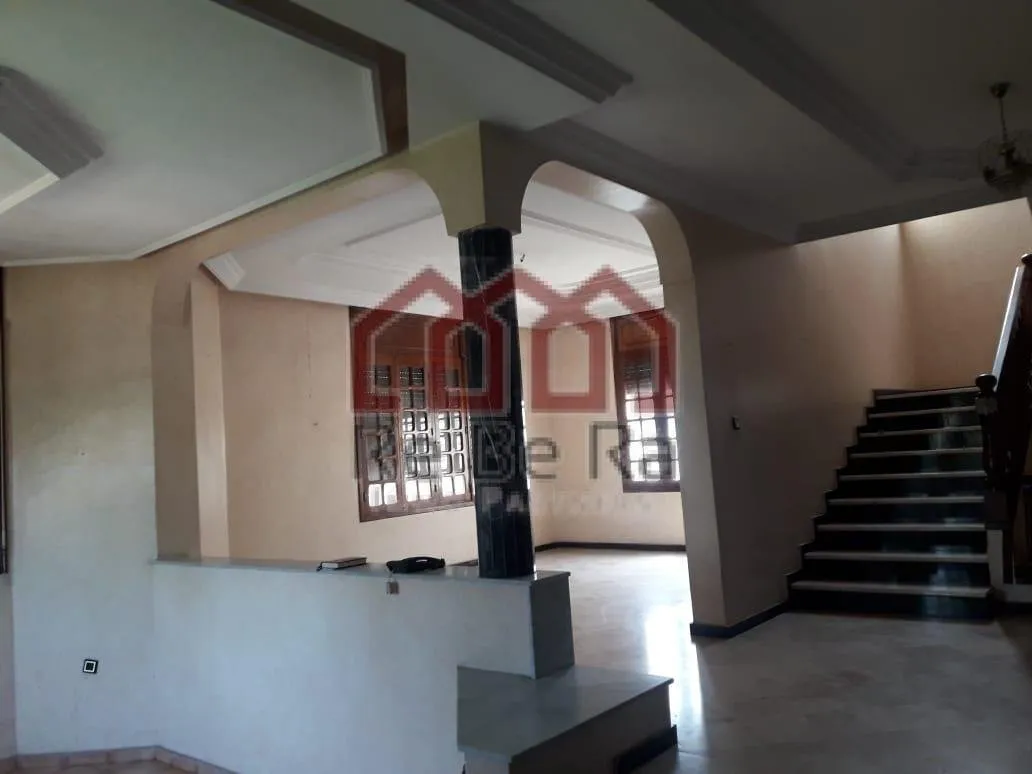 Une Belle villa sur Grande avenue à Hay Riad - الرباط (3)