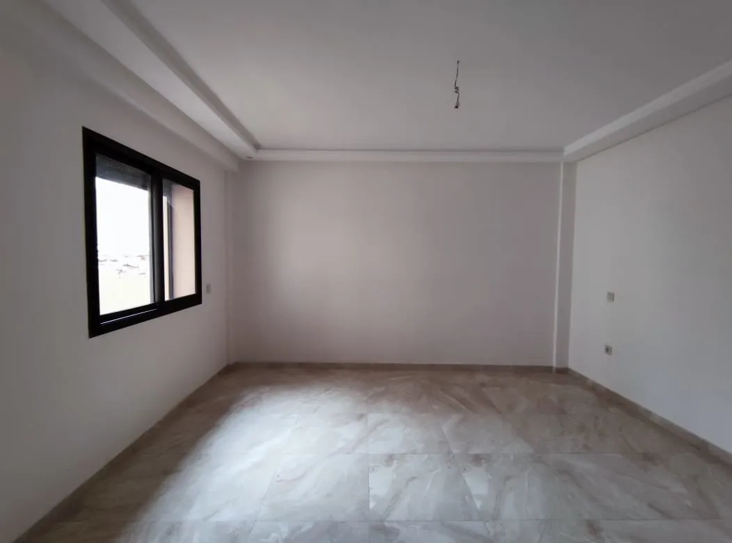 DUPLEX EN VENTE SUR L'HIVERNAGE - مراكش (2)