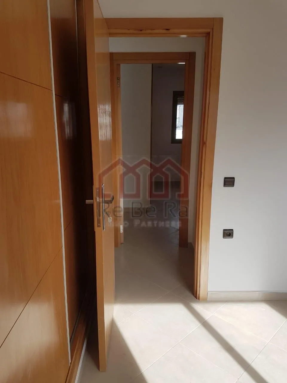 Un appartement neuf bien ensoleillé à Guich Oudaya - الرباط