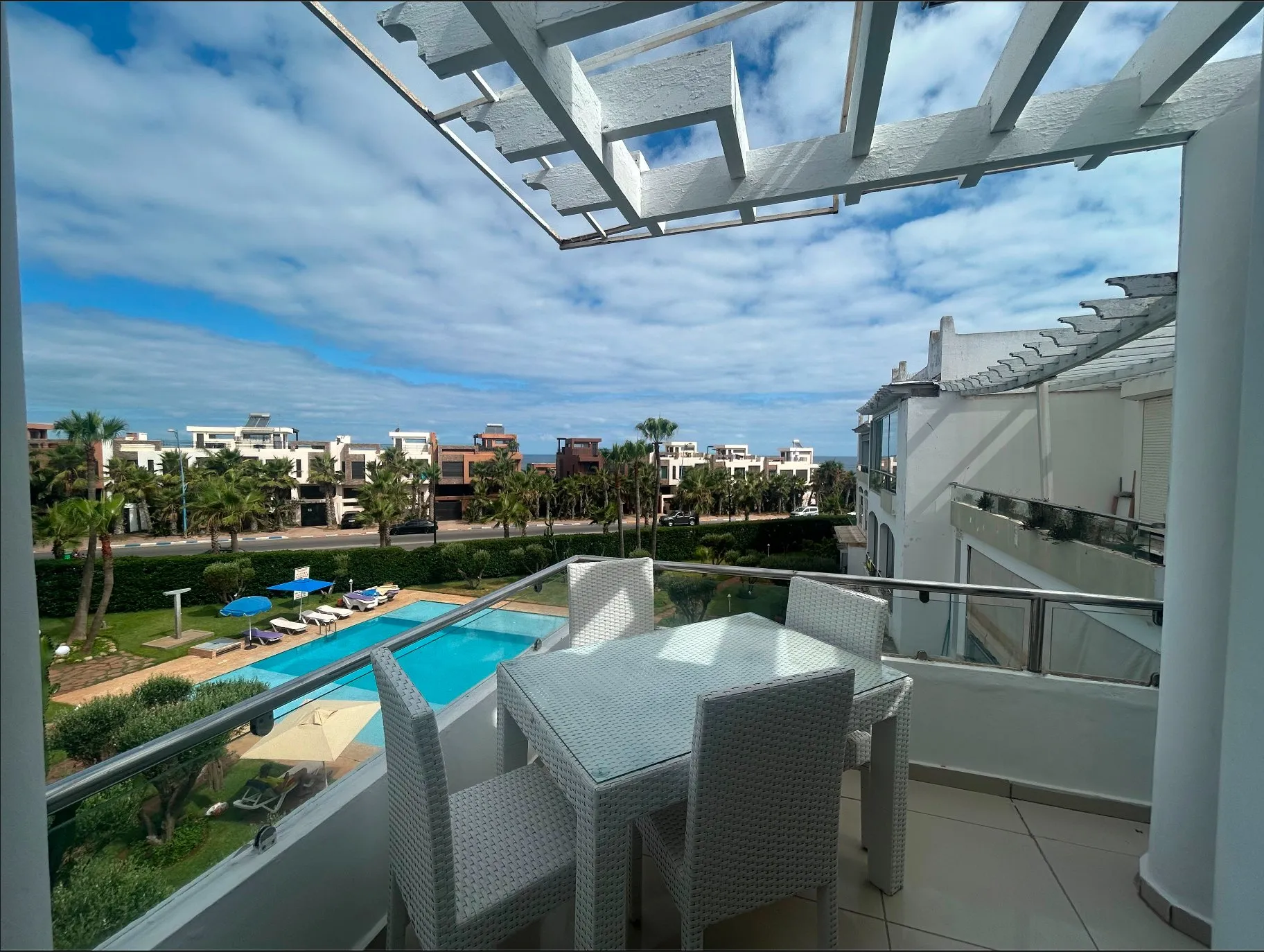 Appartement meublé de 2 chambres à Dar Bouazza - دار بوعزة