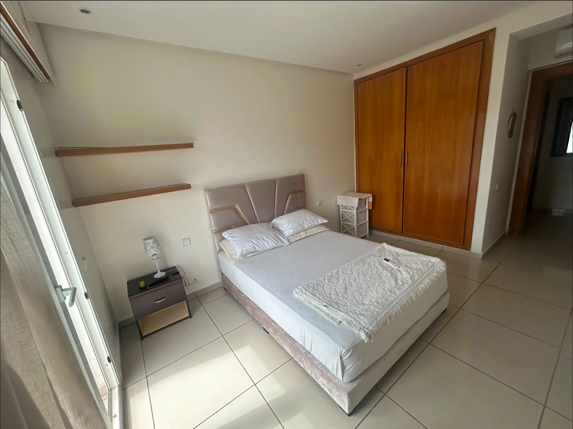 Appartement meublé de 2 chambres à Dar Bouazza - دار بوعزة (4)