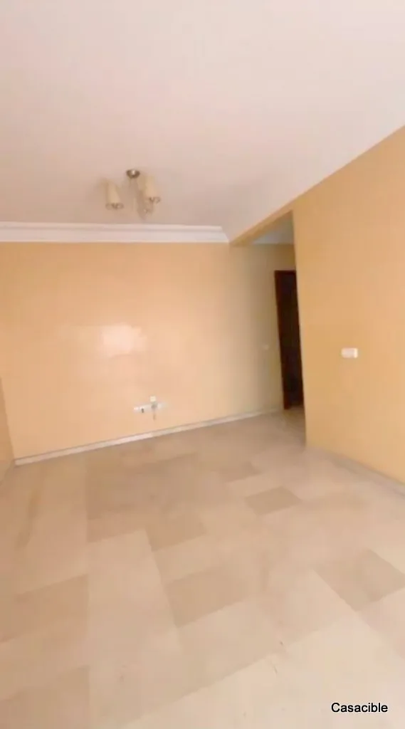 Val fleuri: Appafrtement vide 130 m², 2 chambres, terrasse. - الدار البيضاء (3)