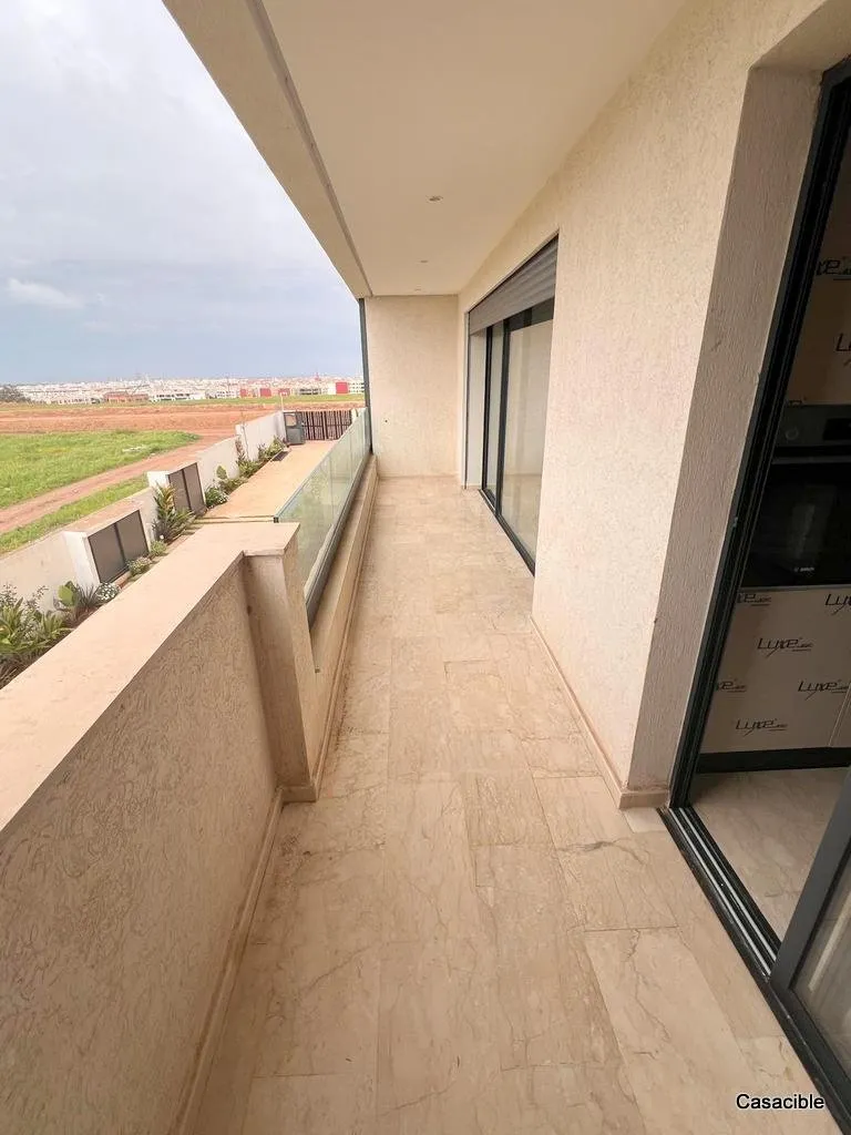 Californie: Location appartement vide 3 chambres, terrasse. - الدار البيضاء