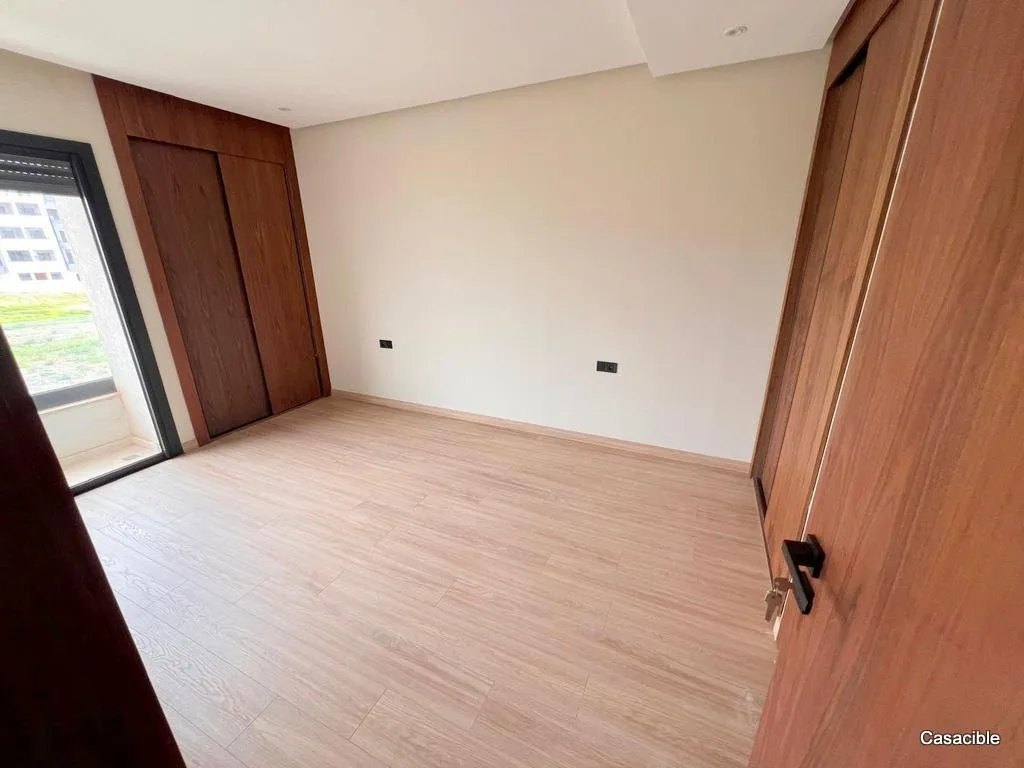 Californie: Location appartement vide 3 chambres, terrasse. - الدار البيضاء (3)
