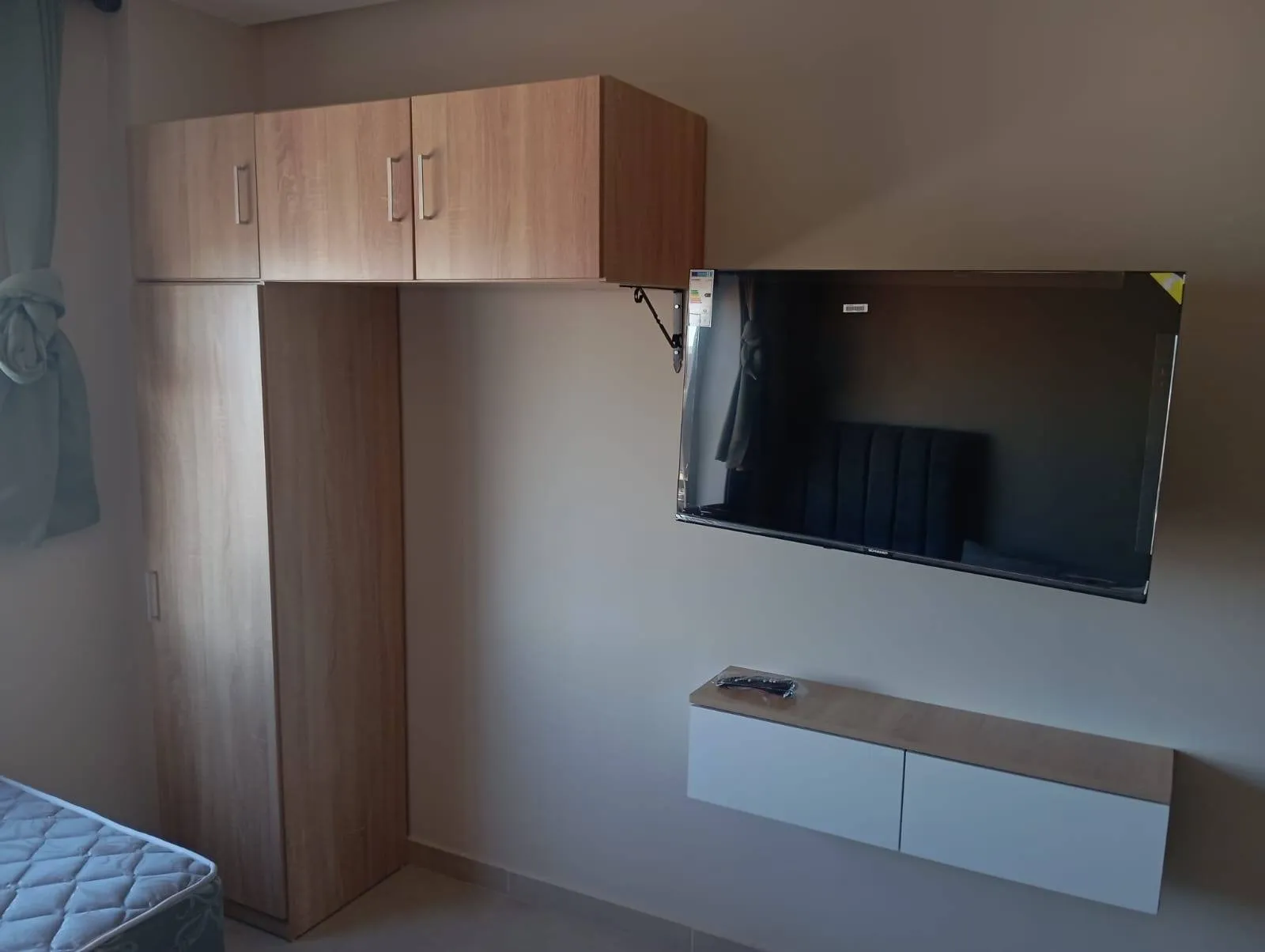 StudioFille meublé Bourgogne 3800 Dh - الدار البيضاء (3)