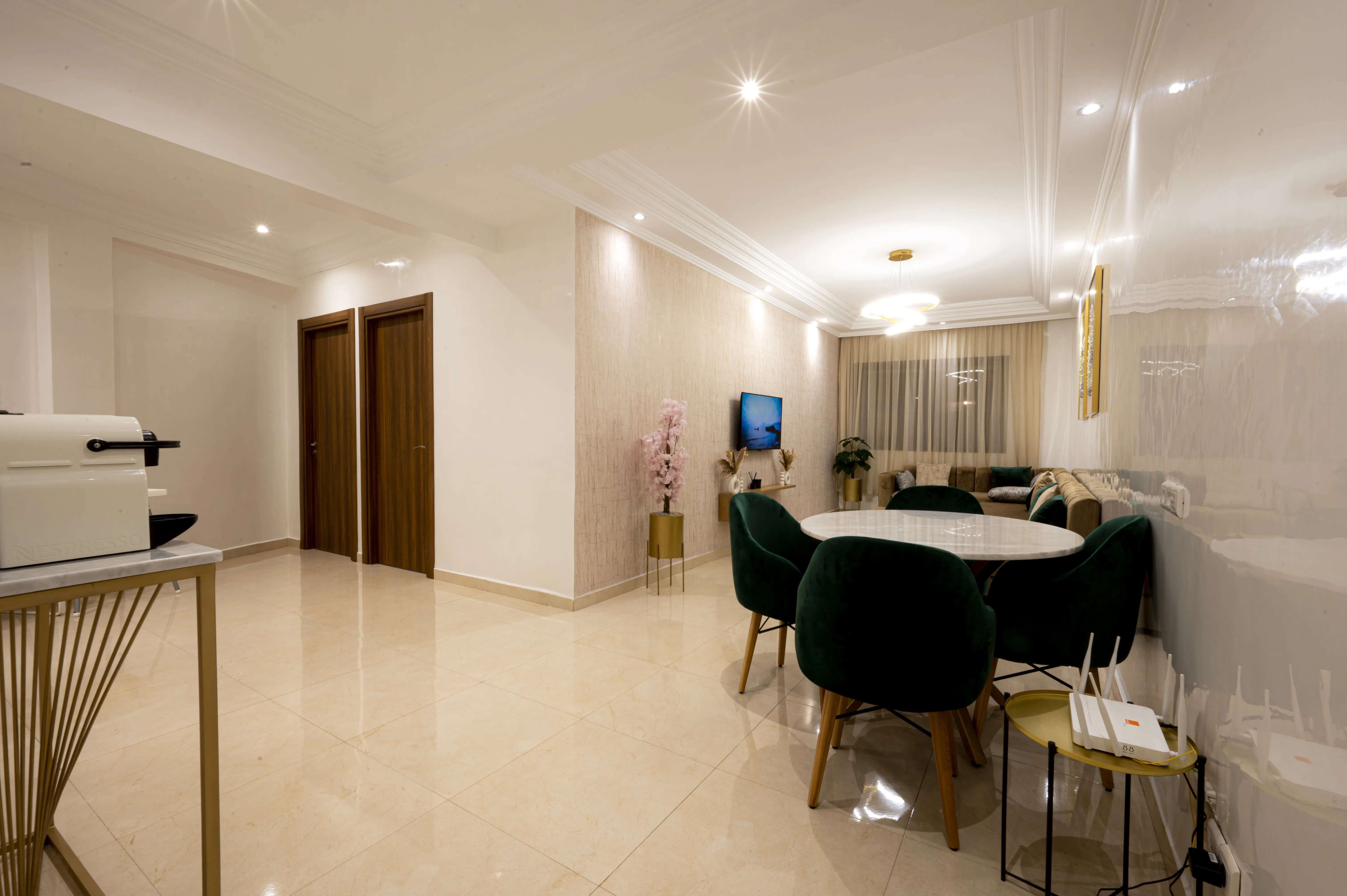 Appartement meublé à louer à 7 min pieds de la corniche - الدار البيضاء (2)