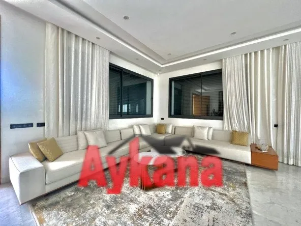 Location Villa  Meublée à Rabat Hay Riad - الرباط (3)