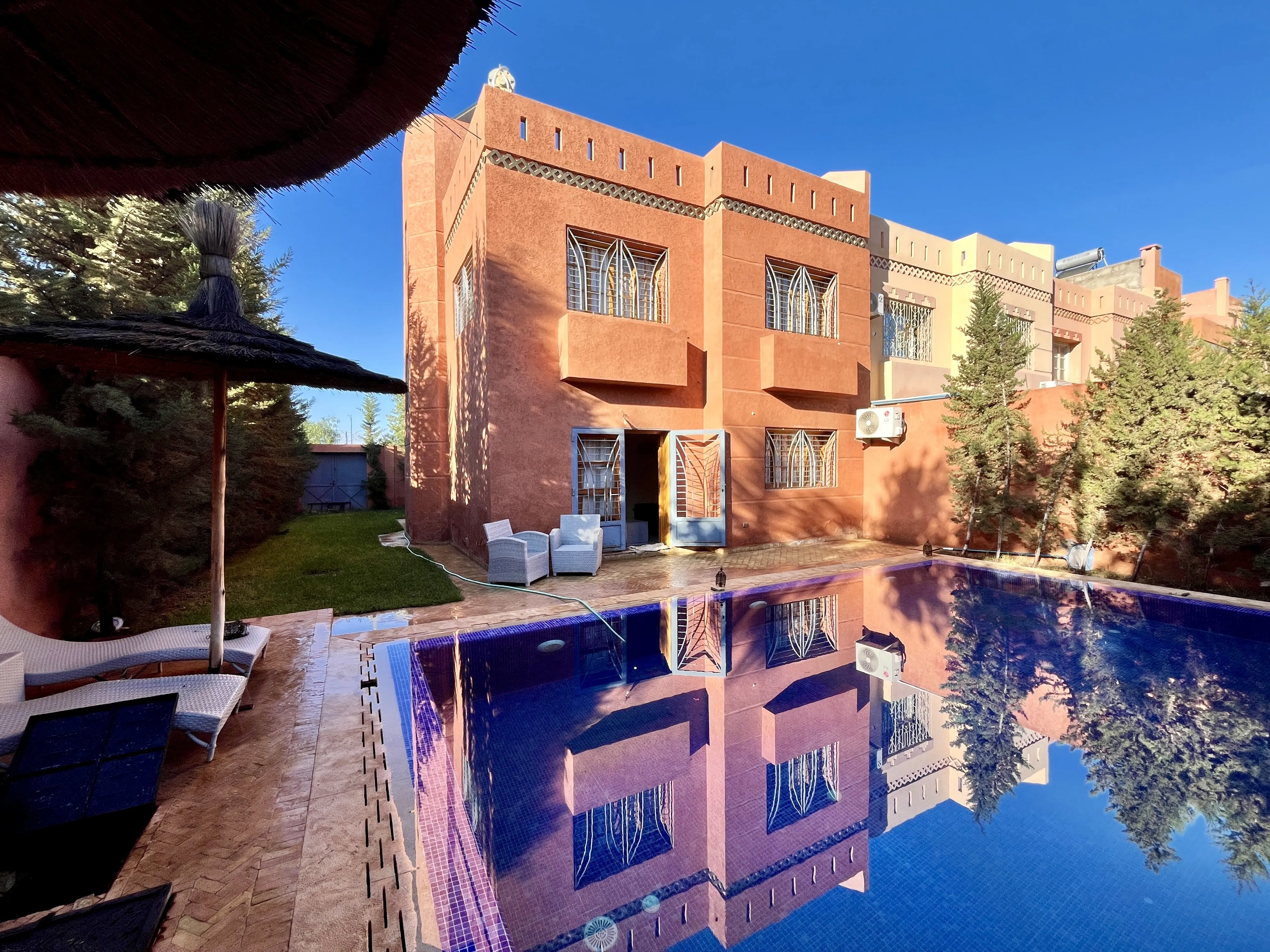 Villa meublée avec piscine privée – Tamansourt - مراكش (2)