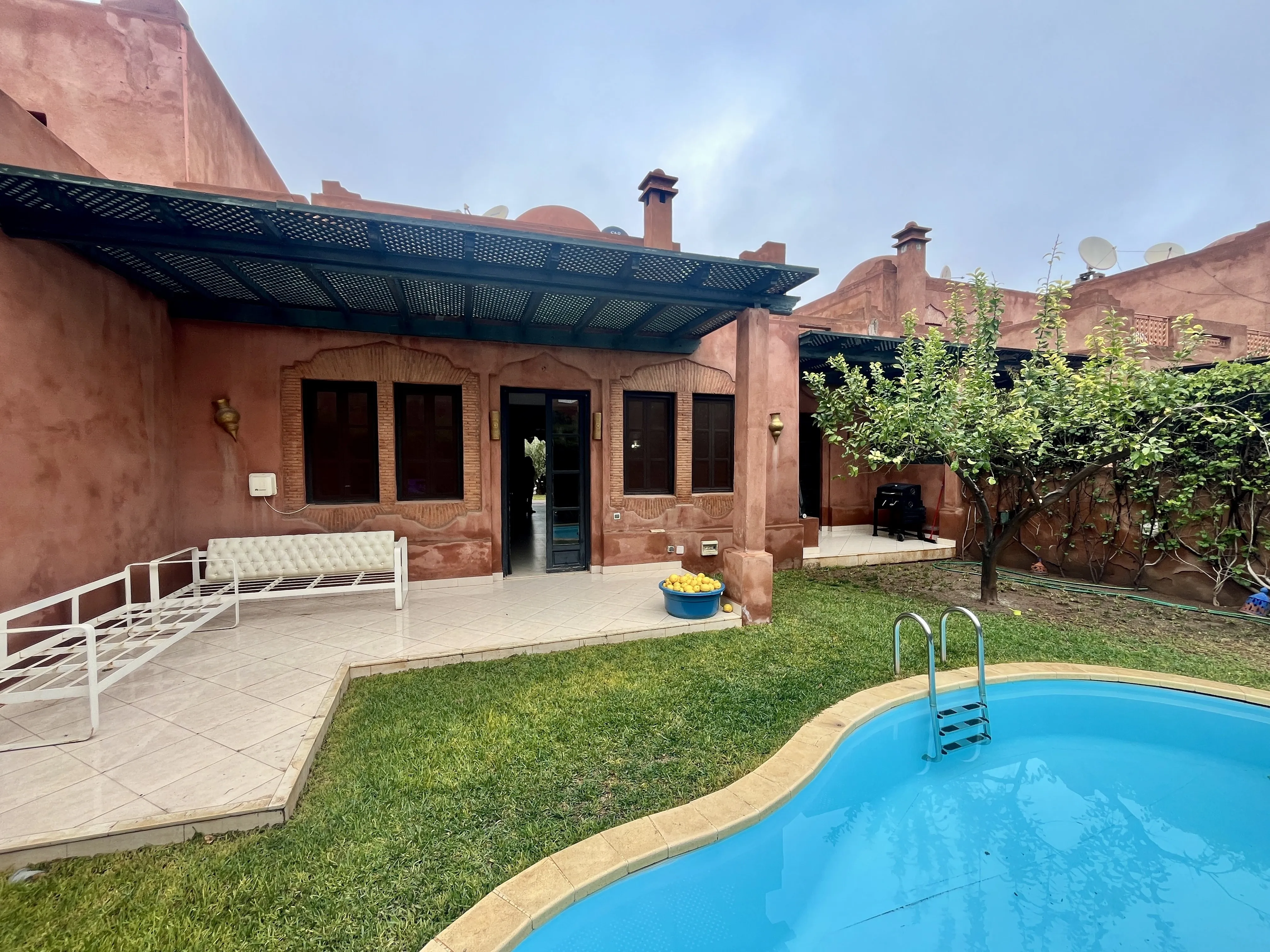 Villa arabo-andalouse avec piscine – Marrakech - مراكش