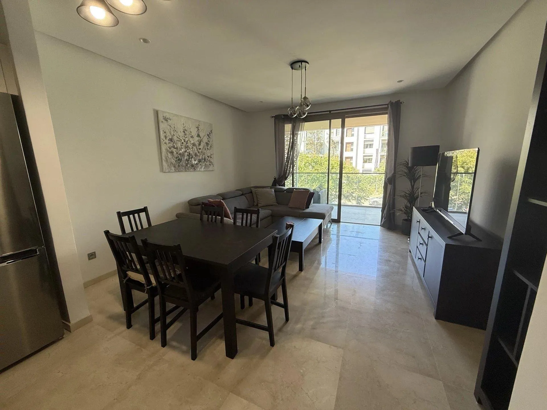 Appartement moderne à louer à Rabat Square - الرباط (3)