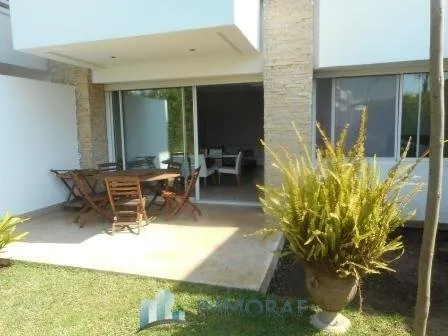 Location Villa vide Bouskoura - الدار البيضاء (2)