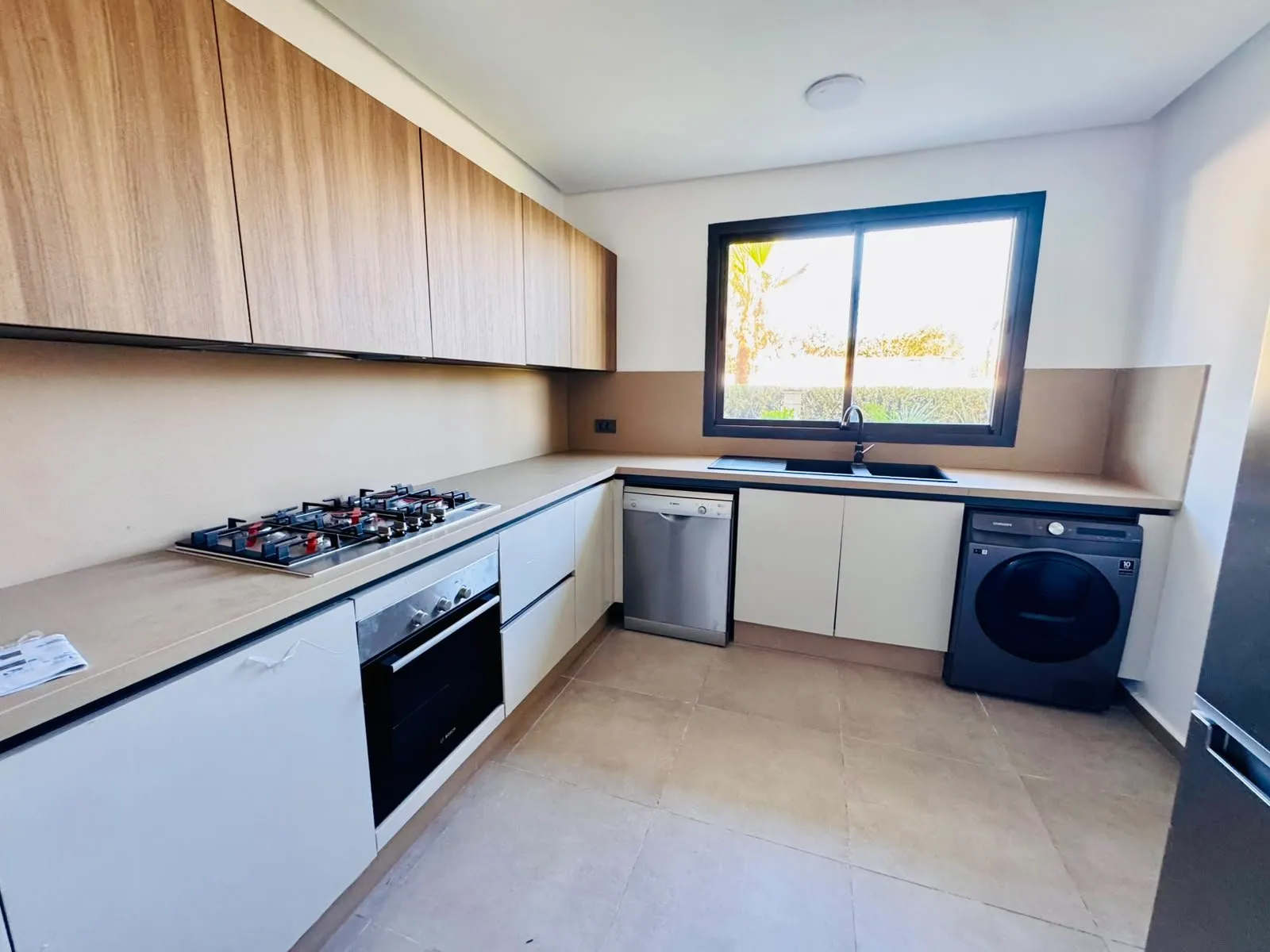 AIN DIAB EXTENSION LOCATION APPARTEMENT MEUBLE 2 CH - الدار البيضاء (4)