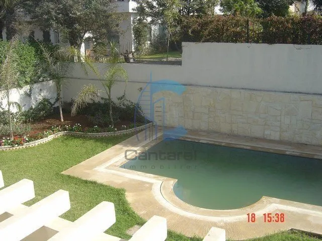 MAGNIFIQUE VILLA  AVEC PISCINE EN LOC. CALIFORNIE - الدار البيضاء