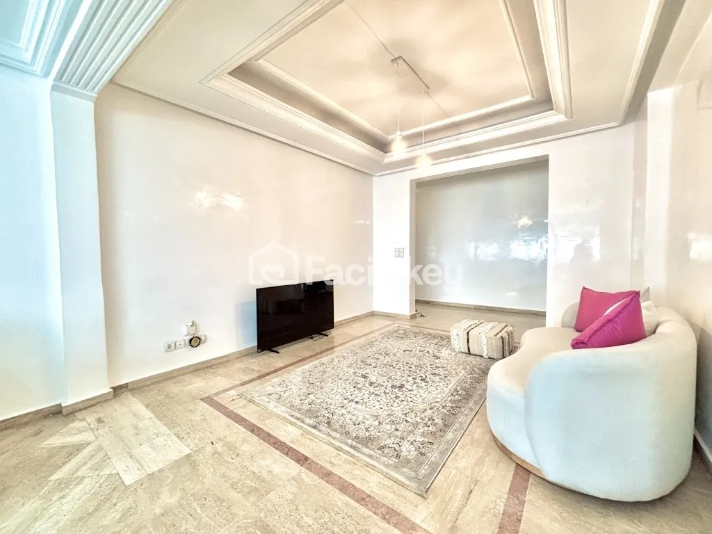 Appartement de 151 m² à Casablanca - الدار البيضاء (4)