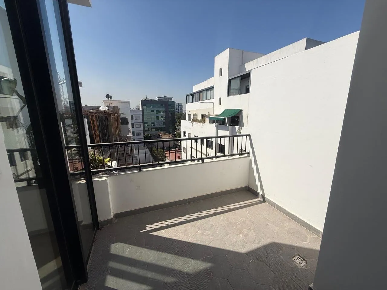 Ferme Bretonne – Appartement vide en location 1 CH - الدار البيضاء (2)