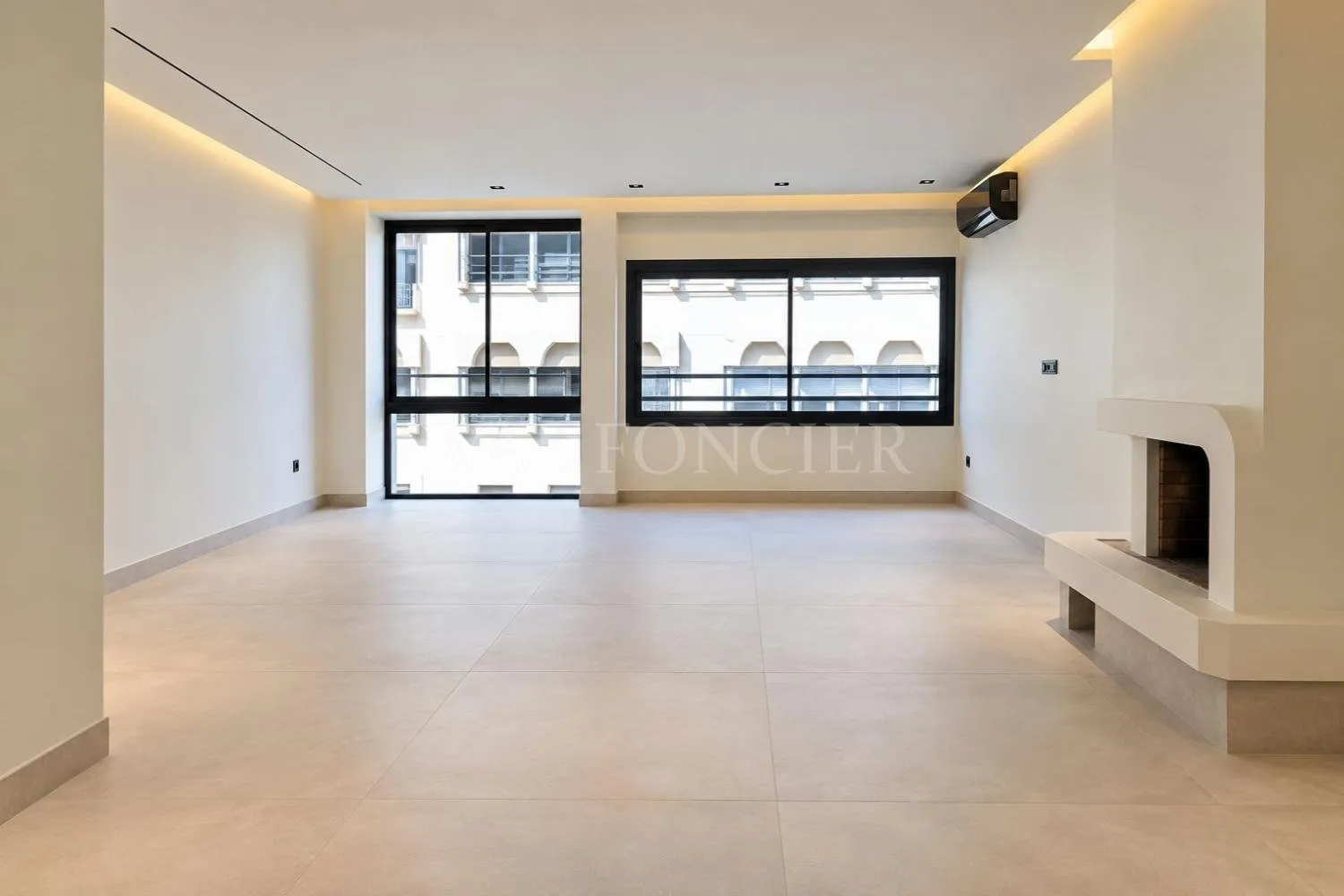 Location Appartement rénové 170m2 3chambres avec terrasse Racine, Casablanca - الدار البيضاء