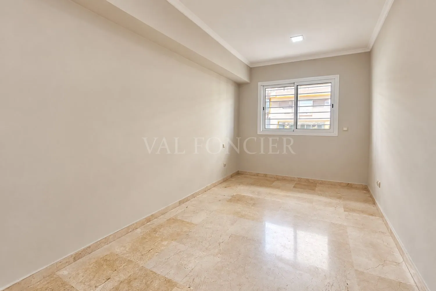 Location Appartement 2 chambres en rez-de-chaussée Bourgogne, Casablanca - الدار البيضاء (2)