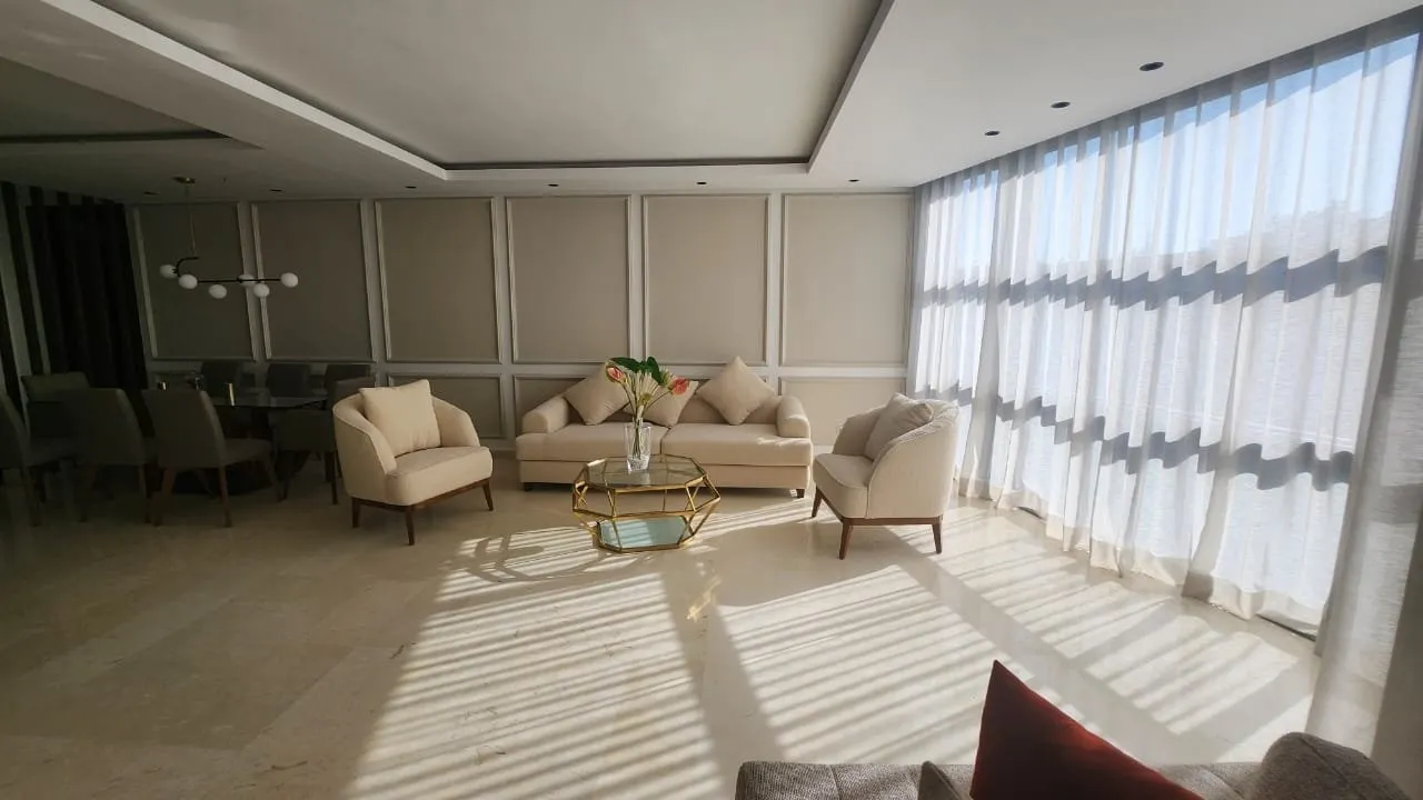 BEL APPT MEUBLE EN LOCATION -GAUTHIER- - الدار البيضاء