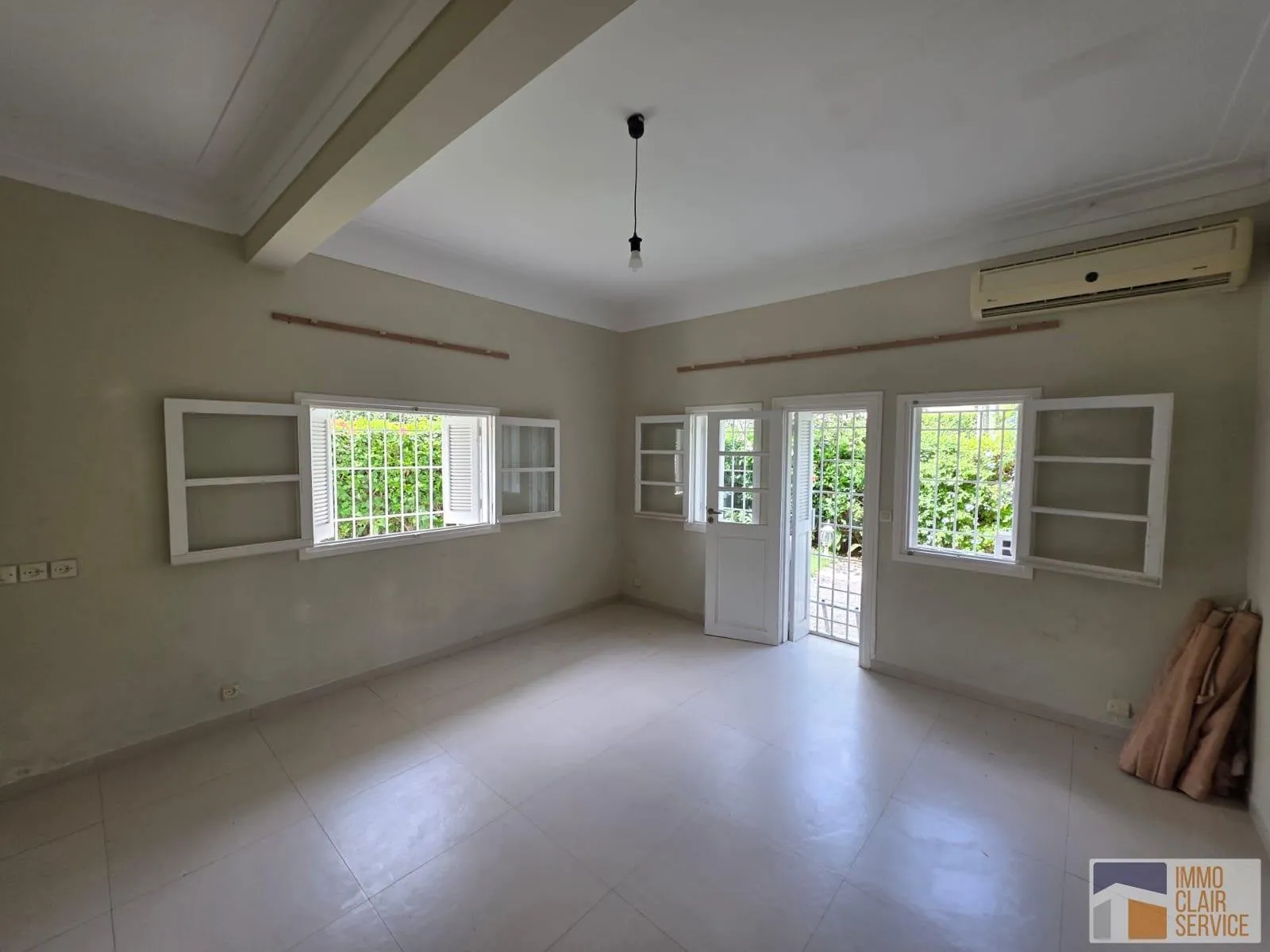 Belle villa à louer – Emplacement exception - الرباط (2)