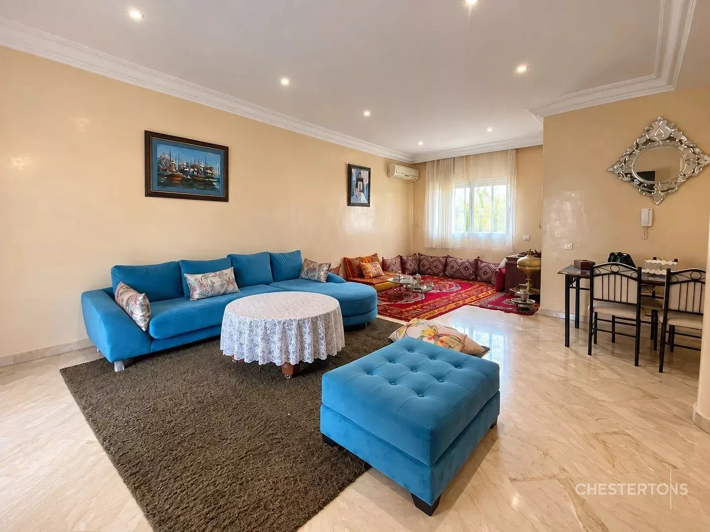 Triplex meublé à louer à Harhoura, Résidence avec piscine - تمارة (2)