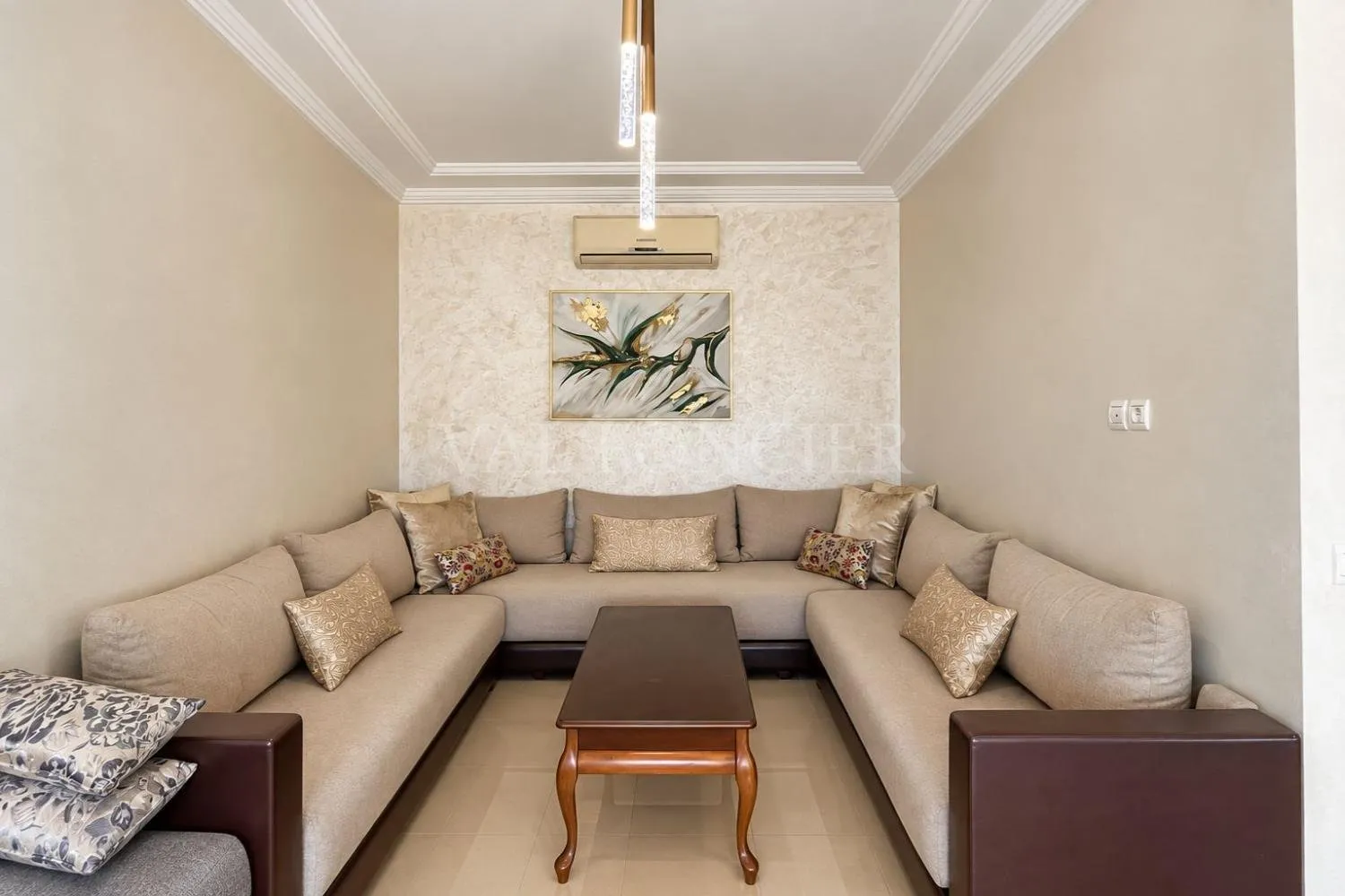 Location Appartement meublé 2 chambres en étage élevé Bourgogne, Casablanca - الدار البيضاء (2)