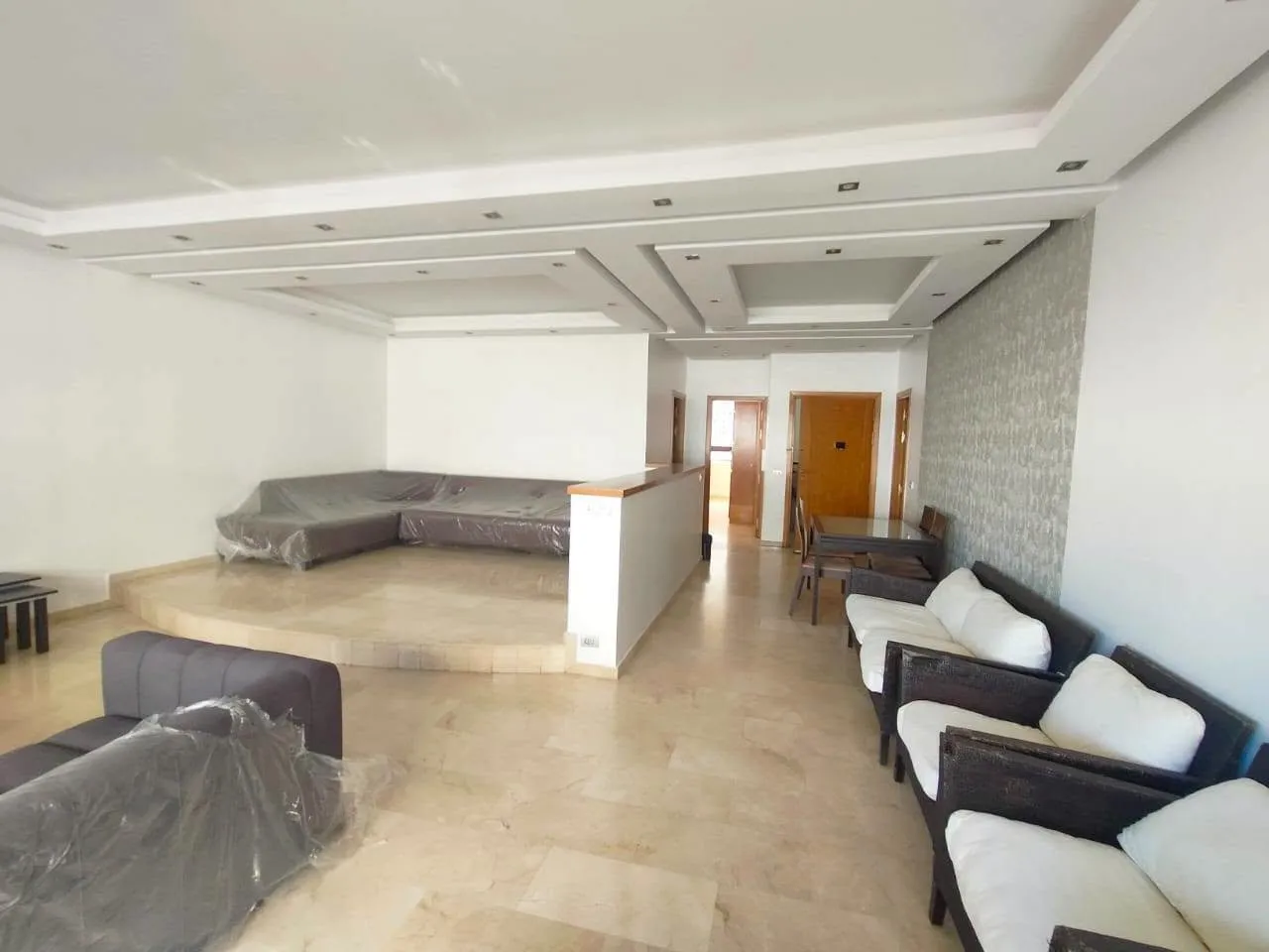 Appartement VIDE 200m² Gauthier 12500dh - الدار البيضاء