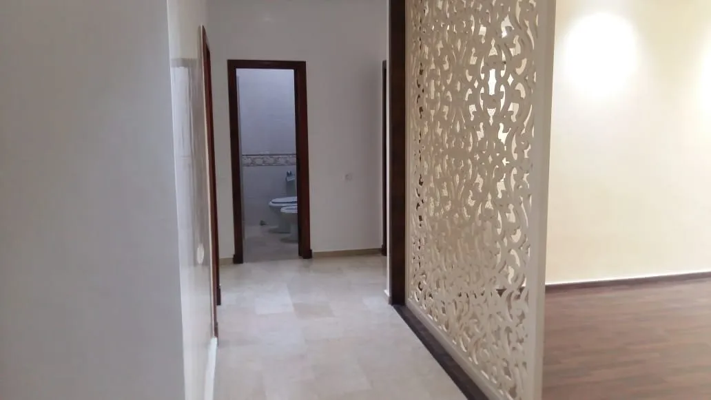 APPT VIDE EN LOCATION TRIANGLE D'OR - الدار البيضاء