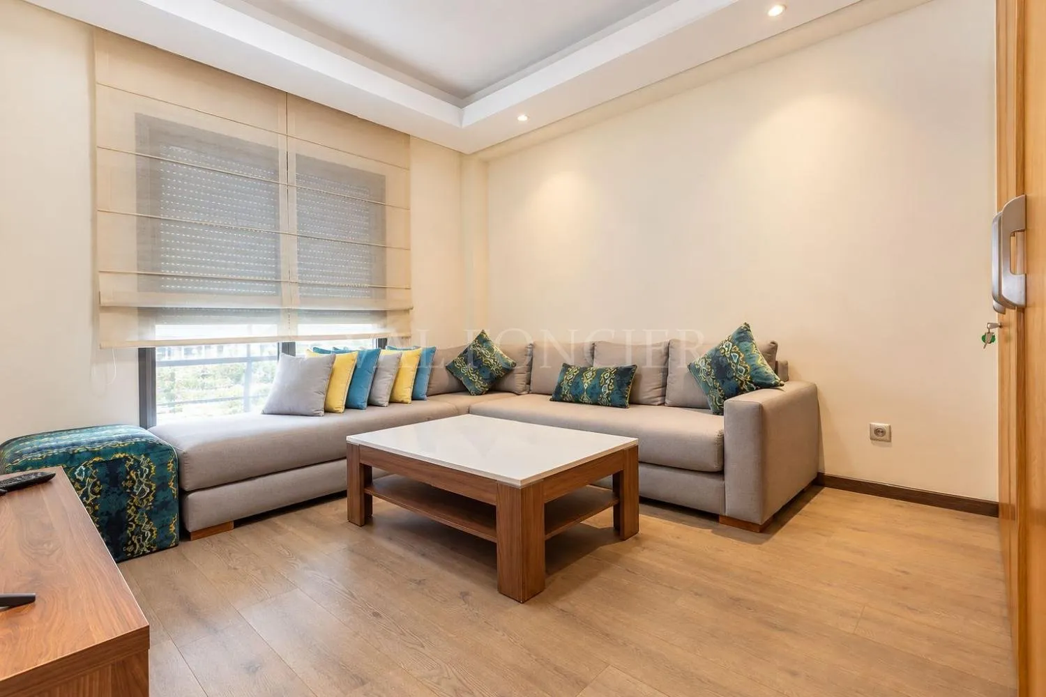 Location Appartement meublé 3chambres avec terrasse et vue mer Corniche, Casablanca - الدار البيضاء (4)