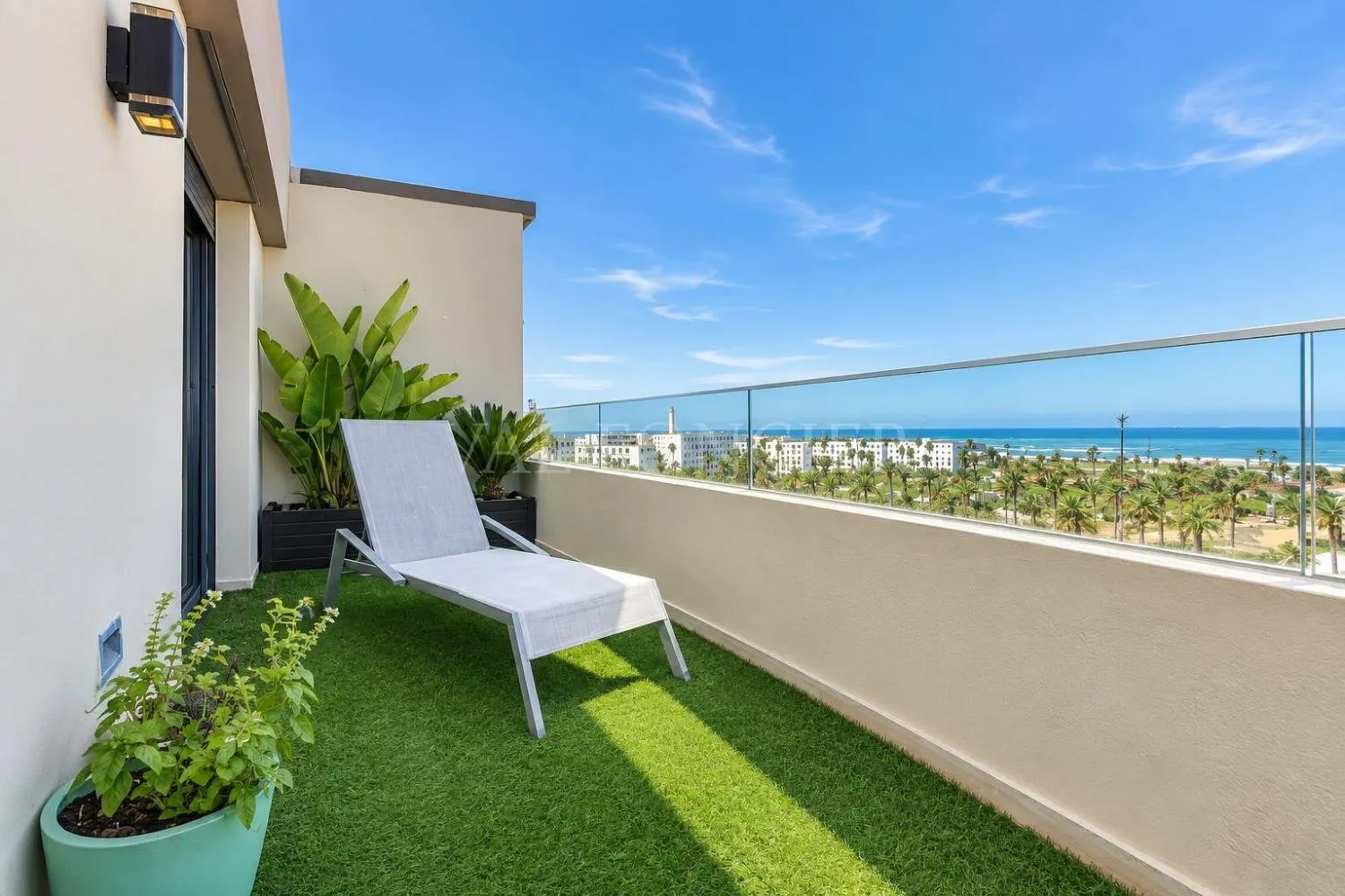 Location Appartement meublé 3chambres avec terrasse et vue mer Corniche, Casablanca - الدار البيضاء (2)