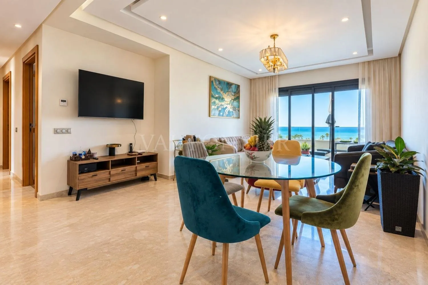 Location Appartement meublé 3chambres avec terrasse et vue mer Corniche, Casablanca - الدار البيضاء