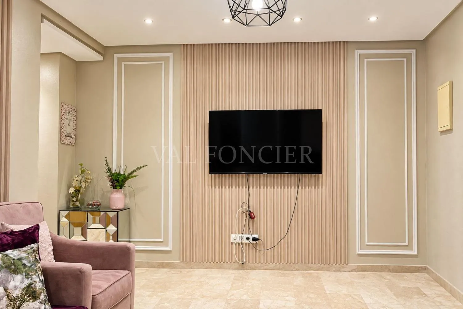Location Appartement meublé 2chambres avec grande terrasse Abdelmoumen, Casablanca - الدار البيضاء (3)