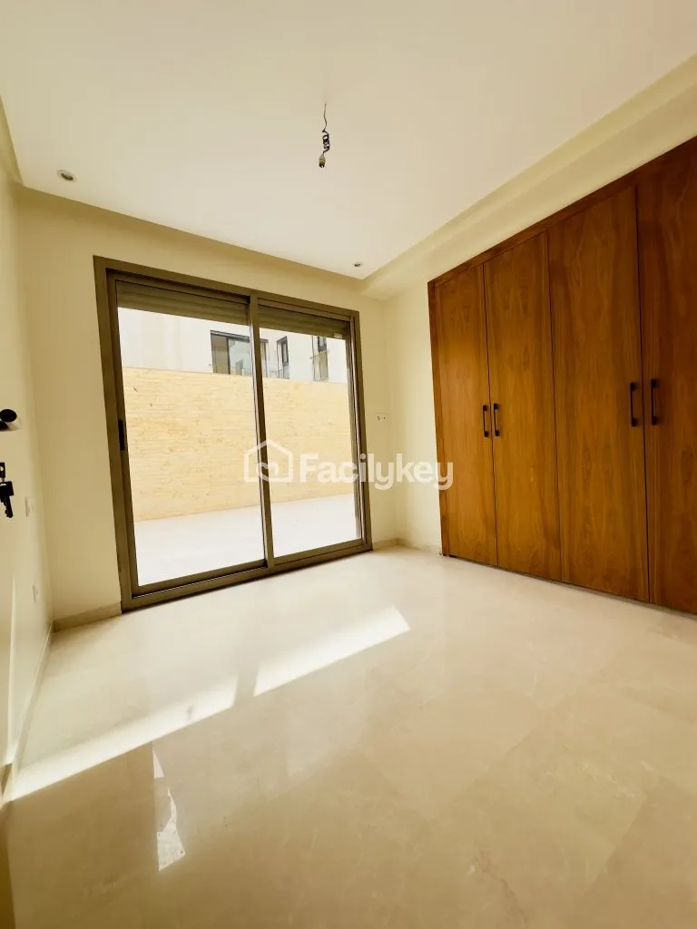 Appartement de 97 m² à Casablanca - الدار البيضاء (4)