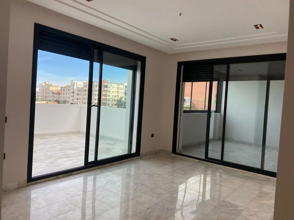 BEL APPT VIDE  EN LOCATION  -BOURGOGNE - - الدار البيضاء (3)