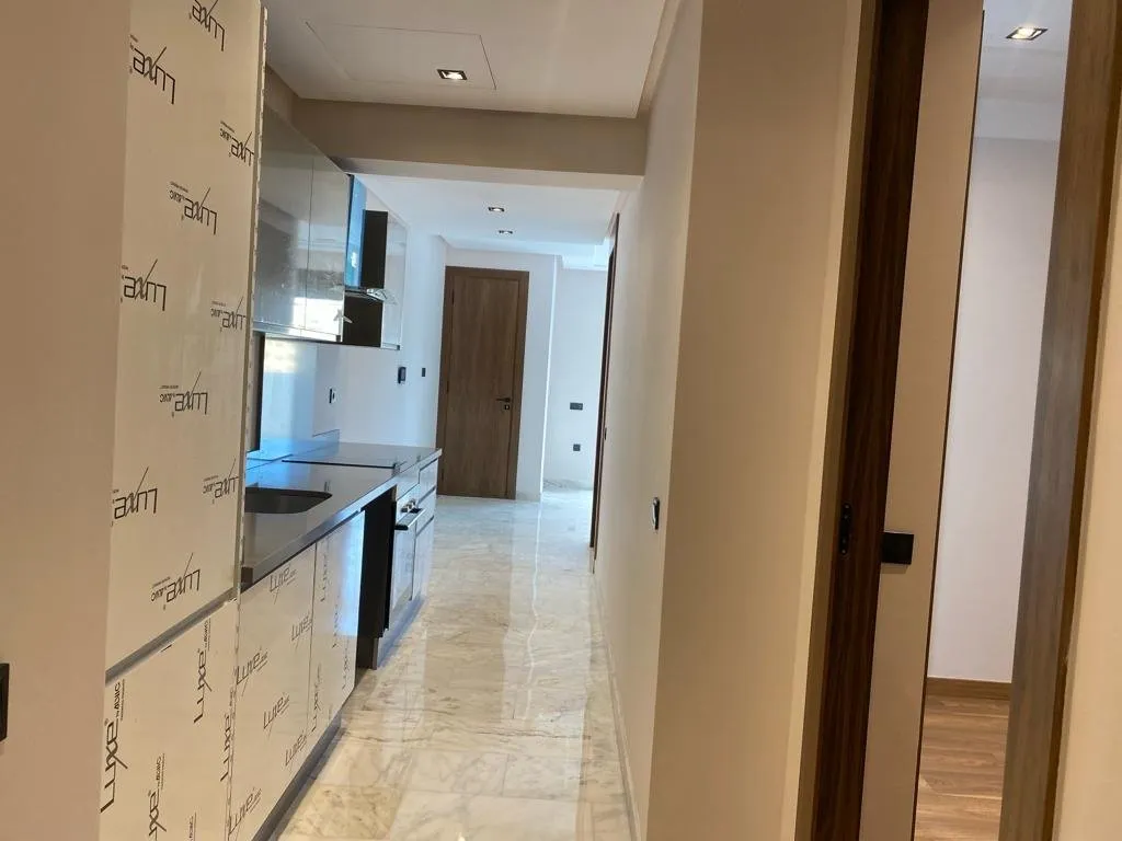 BEL APPT VIDE  EN LOCATION  -BOURGOGNE - - الدار البيضاء