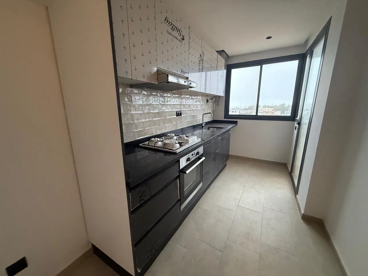 Dar Bouazza – Bel appartement neuf de 72 m² à louer 2 CH - دار بوعزة (3)