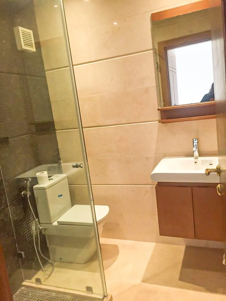 APPT VIDE EN LOCATION -BEAUSEJOUR- - الدار البيضاء (2)