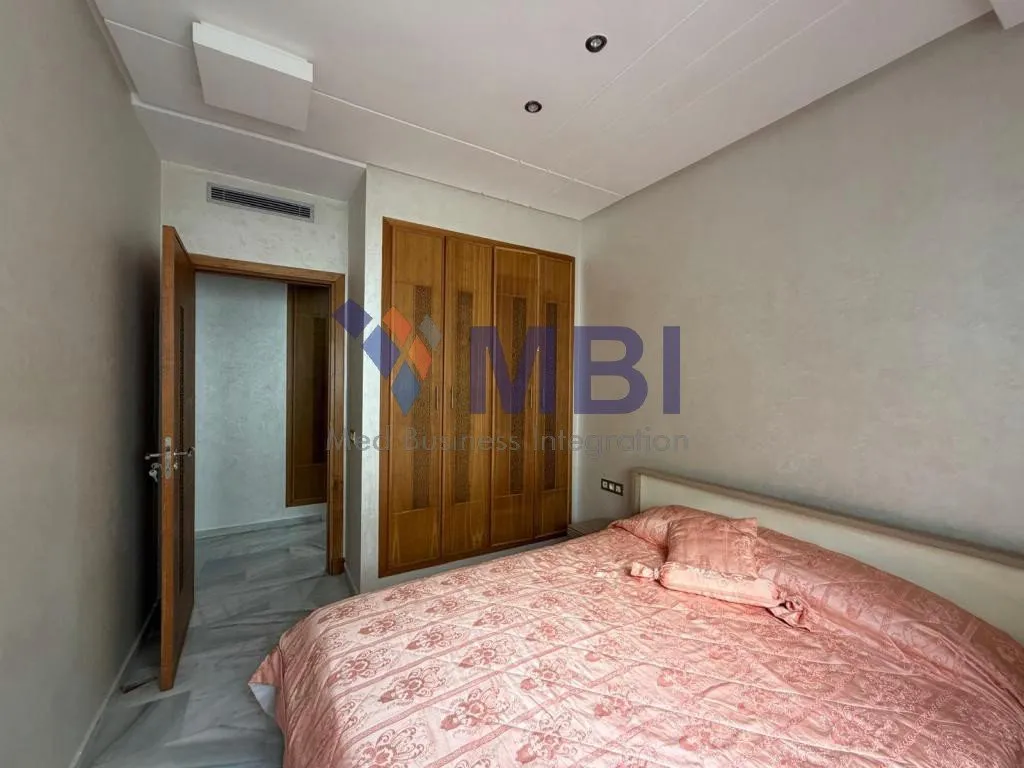 Appartement meublé à louer à place Mozart L.C.T.2195 - طنجة (4)