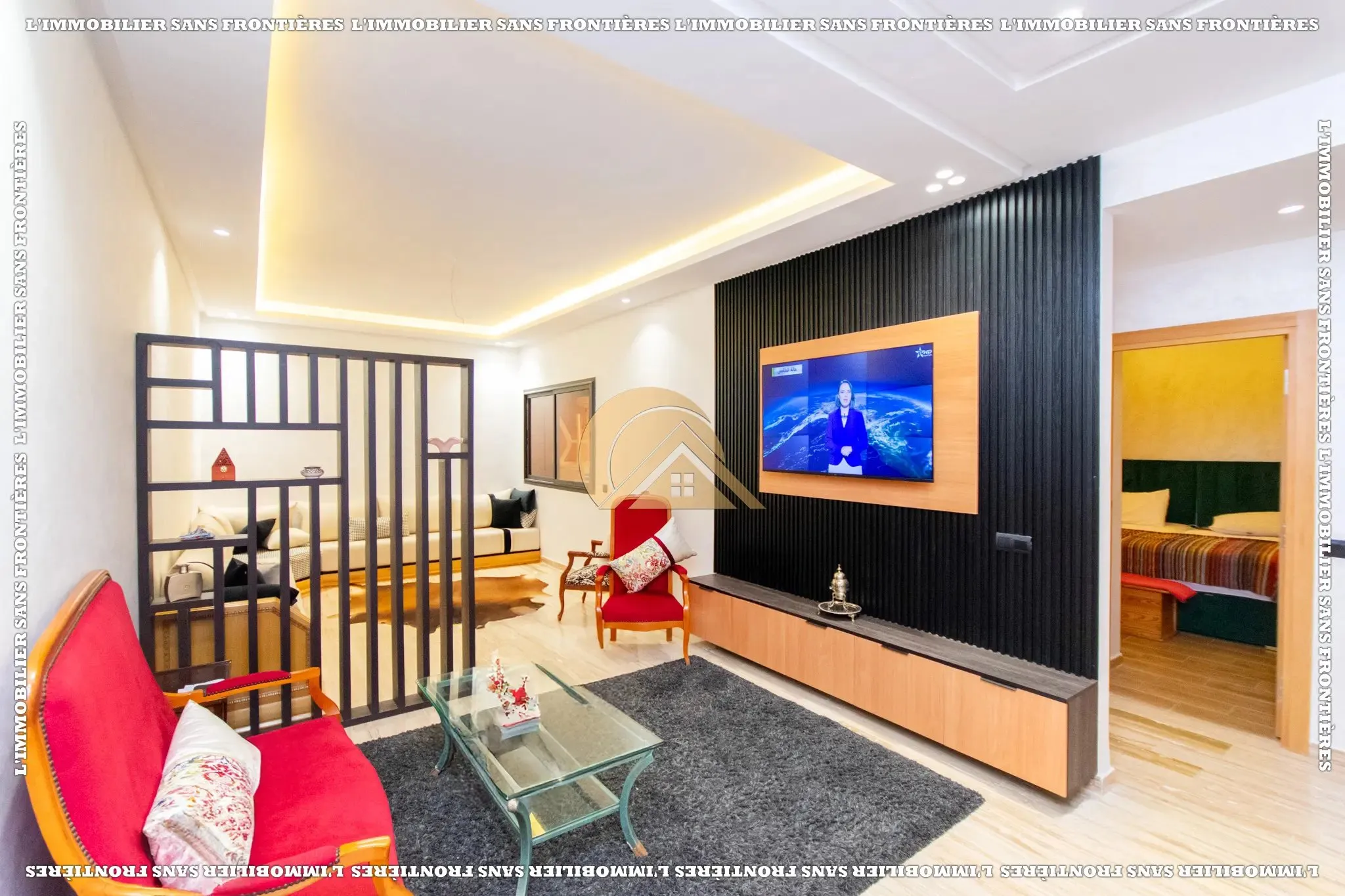 Appartement meublé de 86 m² à louer – 2 chambres dont une suite, cour, balcon et parking - مراكش (2)