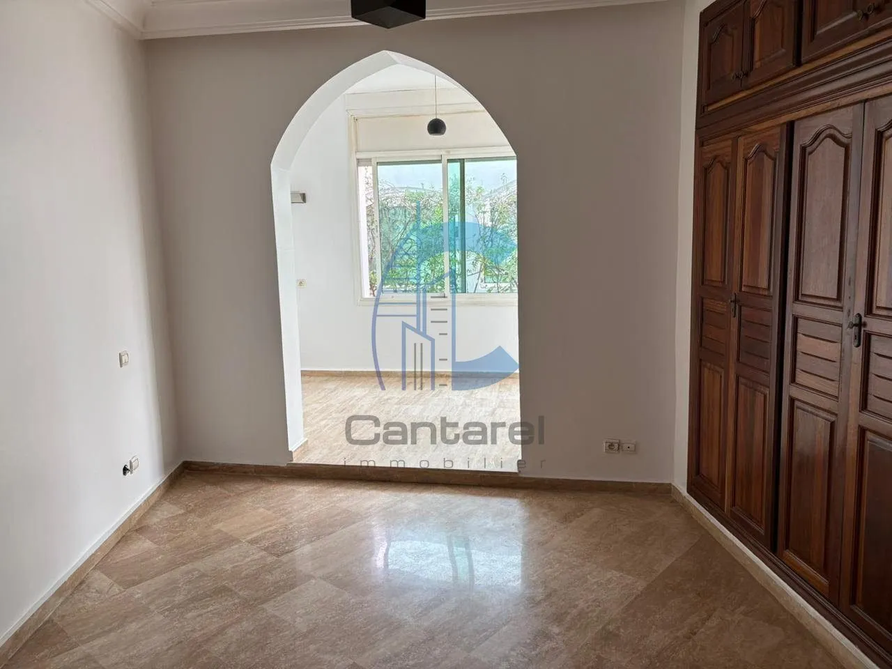 À LOUER SPACIEUX APPARTEMENT VIDE DE 200m² RACINE - الدار البيضاء (3)