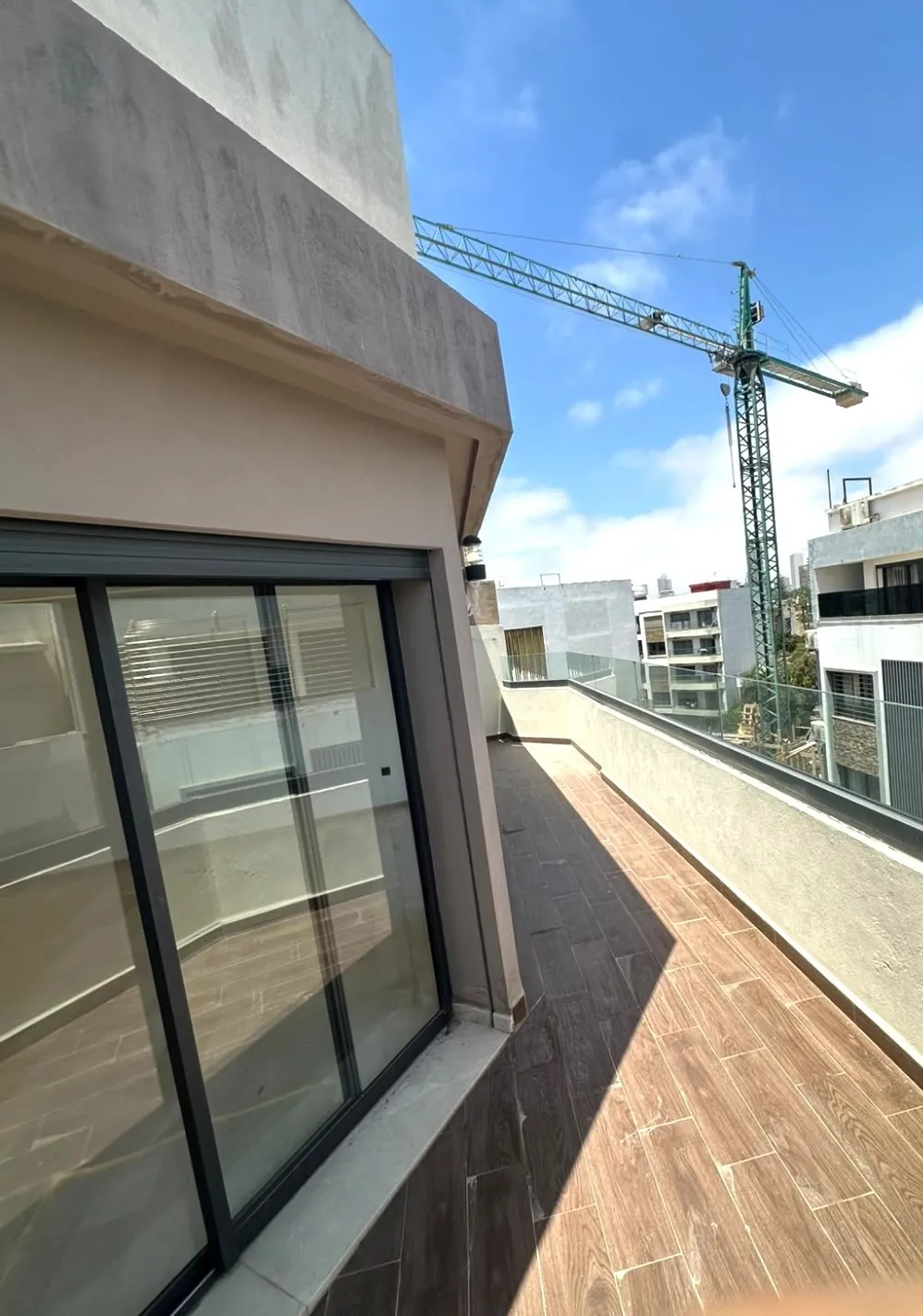 Appartement vide proche CFC - الدار البيضاء (4)