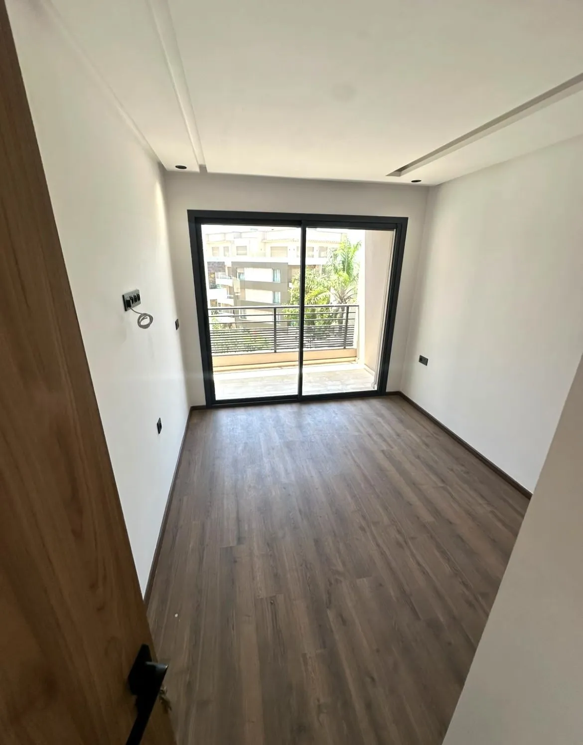 Appartement vide proche CFC - الدار البيضاء (3)