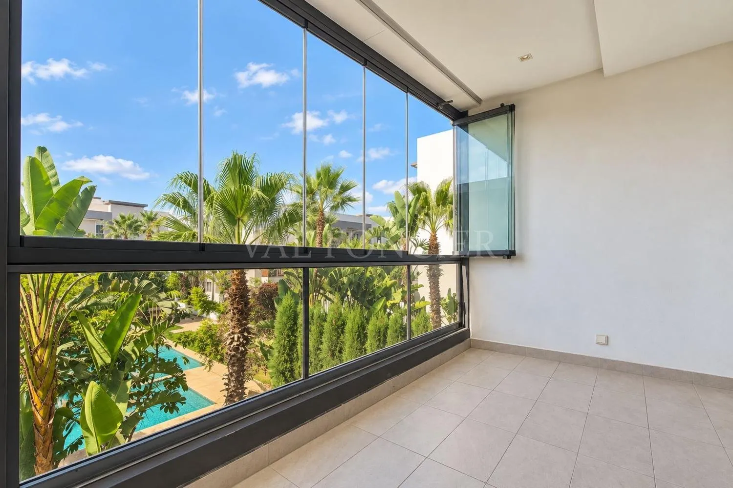 Location Spacieux Appartement 4 chambres avec terrasse Ville Verte, Bouskoura - الدار البيضاء (3)