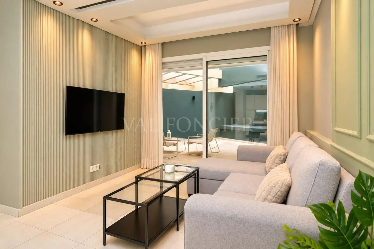 Location Studio moderne meublé avec grande terrasse Ziraoui, Casablanca - الدار البيضاء