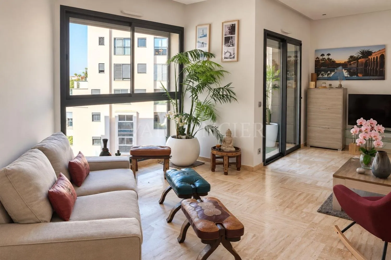 Location Studio meublé moderne 70m2 Étage élevé avec Terrasse CFC, Casablanca - الدار البيضاء (3)